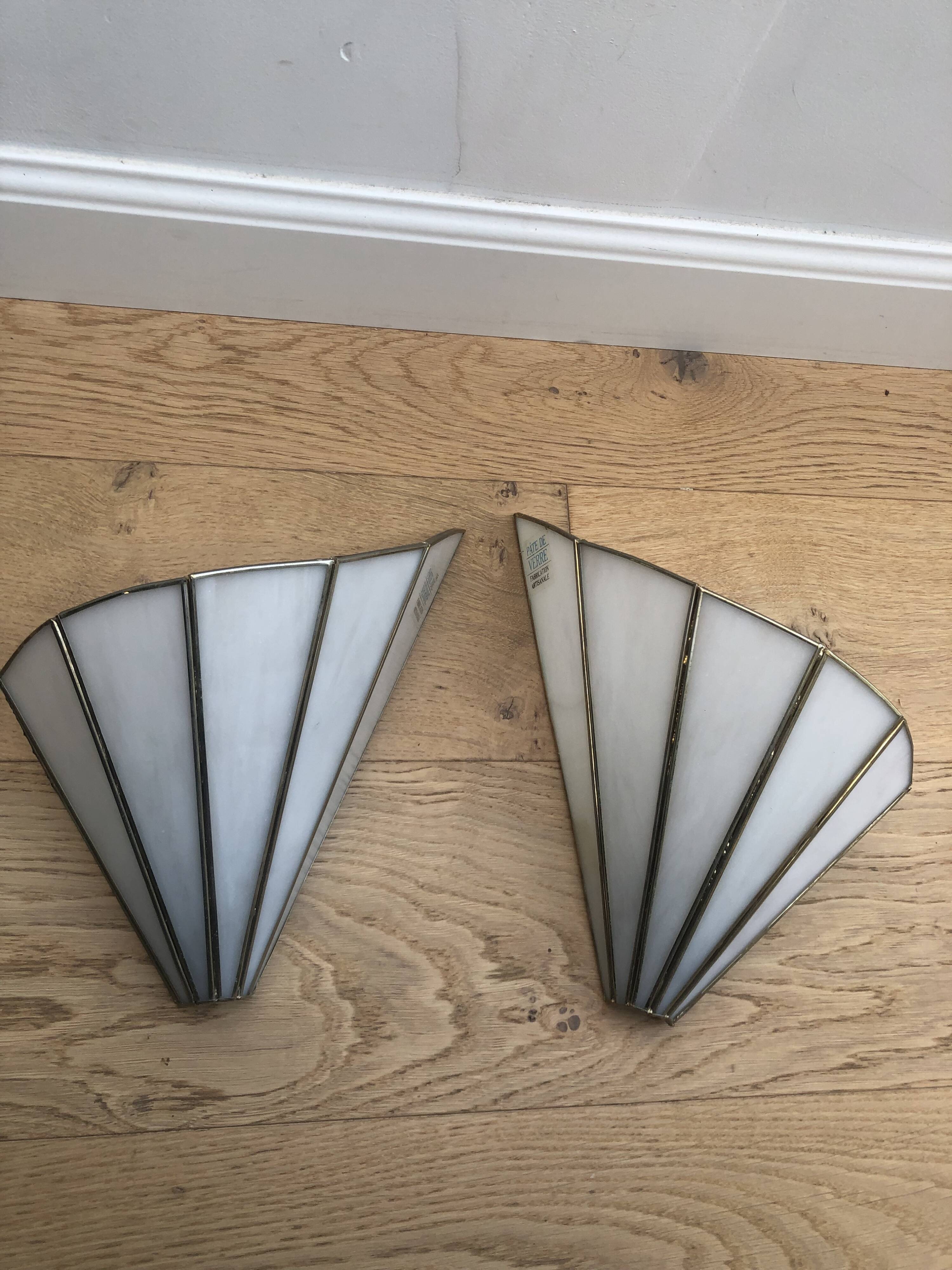 Pair of wall sconces in glass paste, handcrafted.