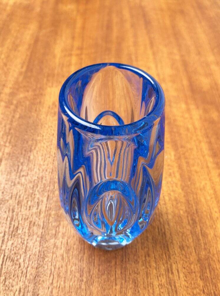 Blue glass vase model 914 mid-century by Rudolf Schröter for Rosice, 1950s