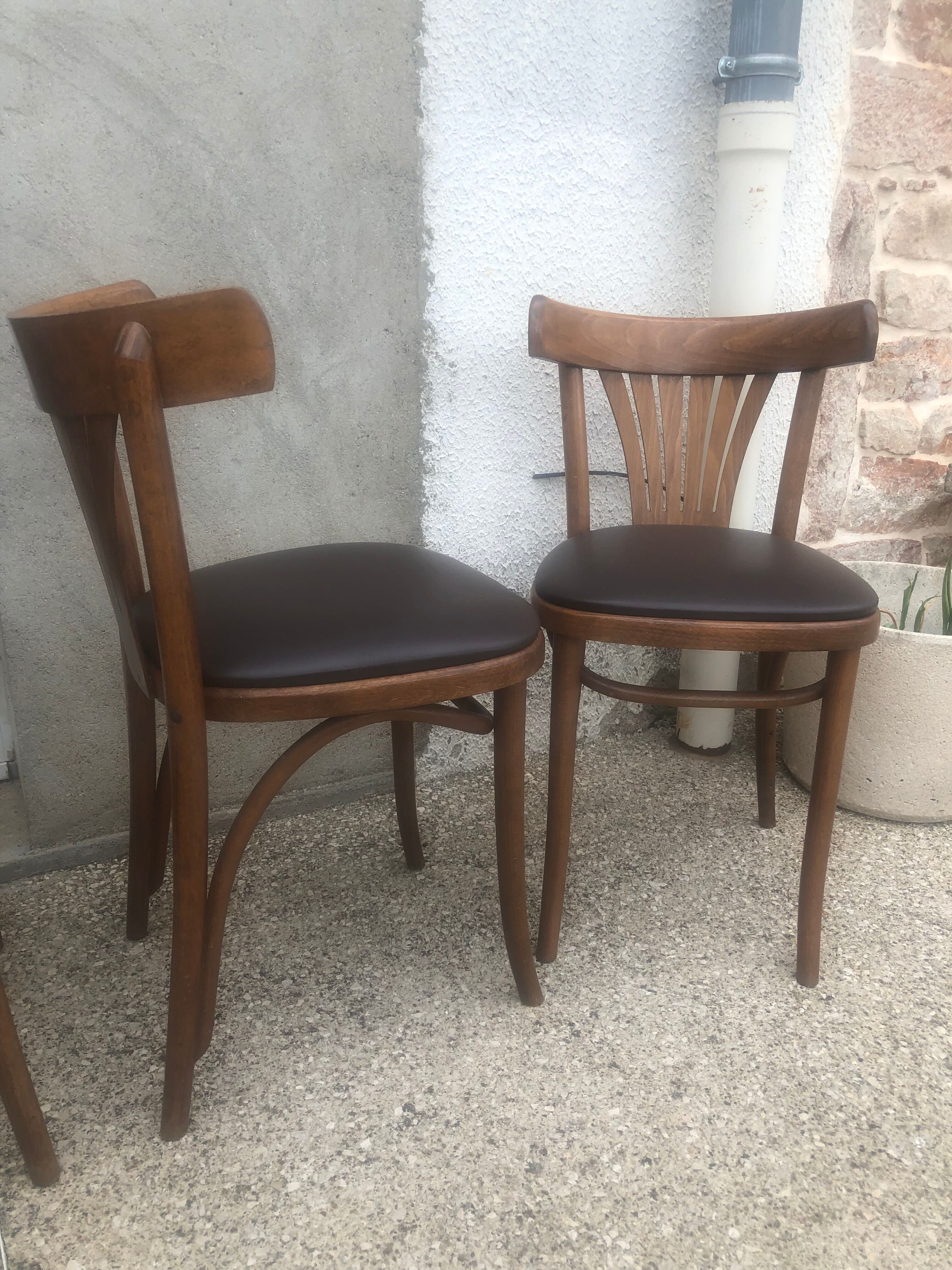 Suite de 5 chaises bistrot (assises neuves)