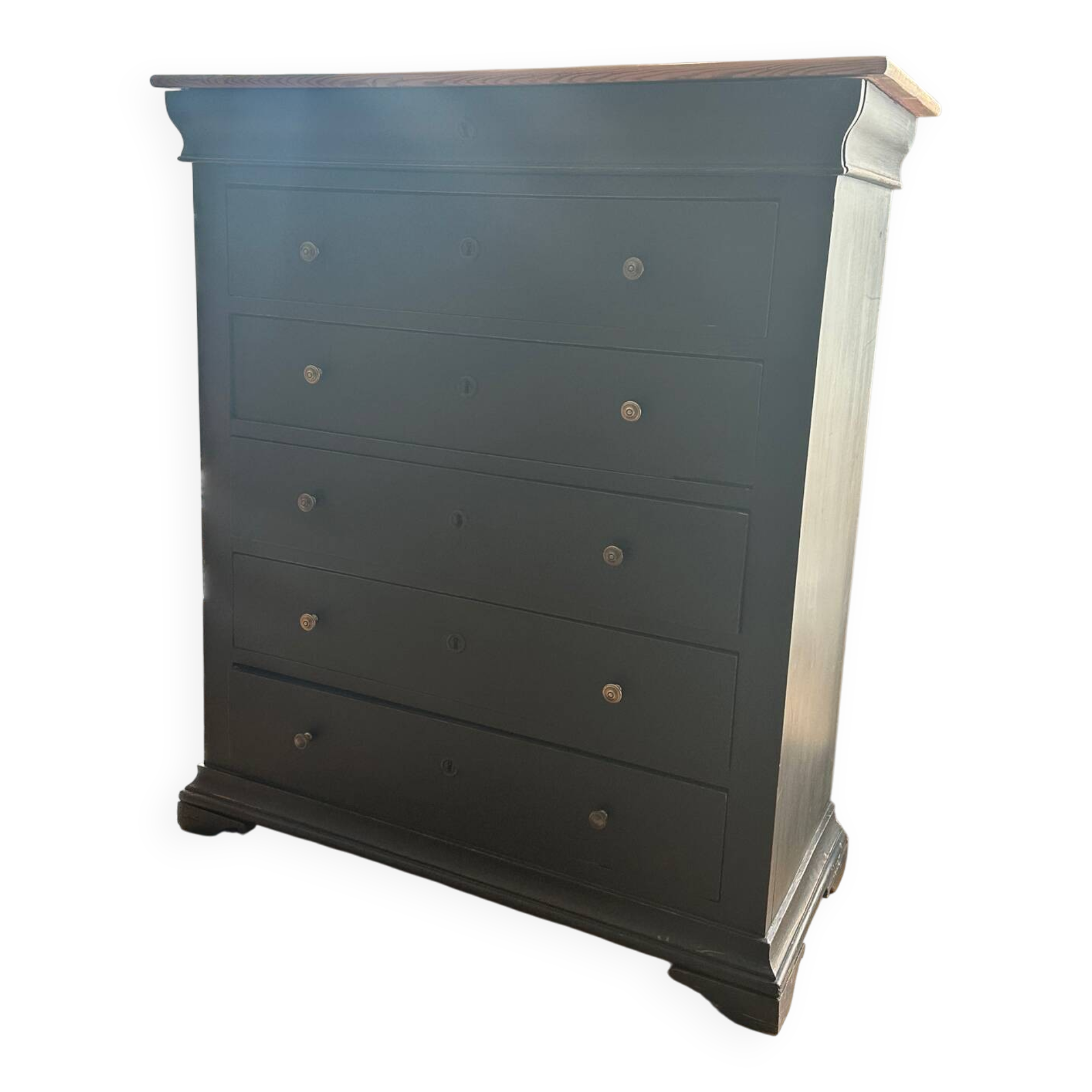 Black wooden chest of drawers