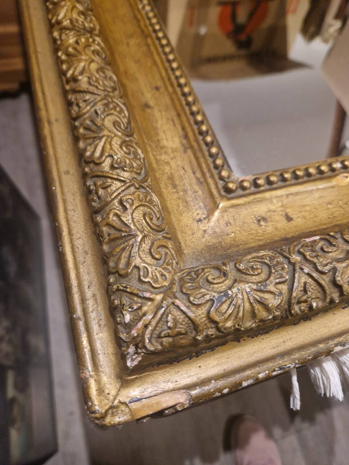 Antique Trumeau mirror in wood and gilding, in good condition.