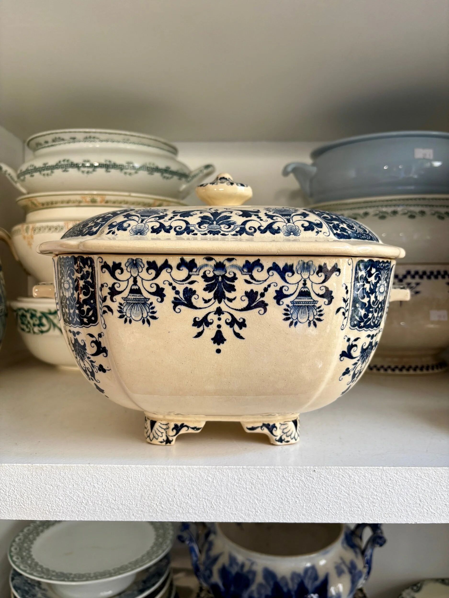 Gien ironstone soup tureen, "Blue Ibis" service.