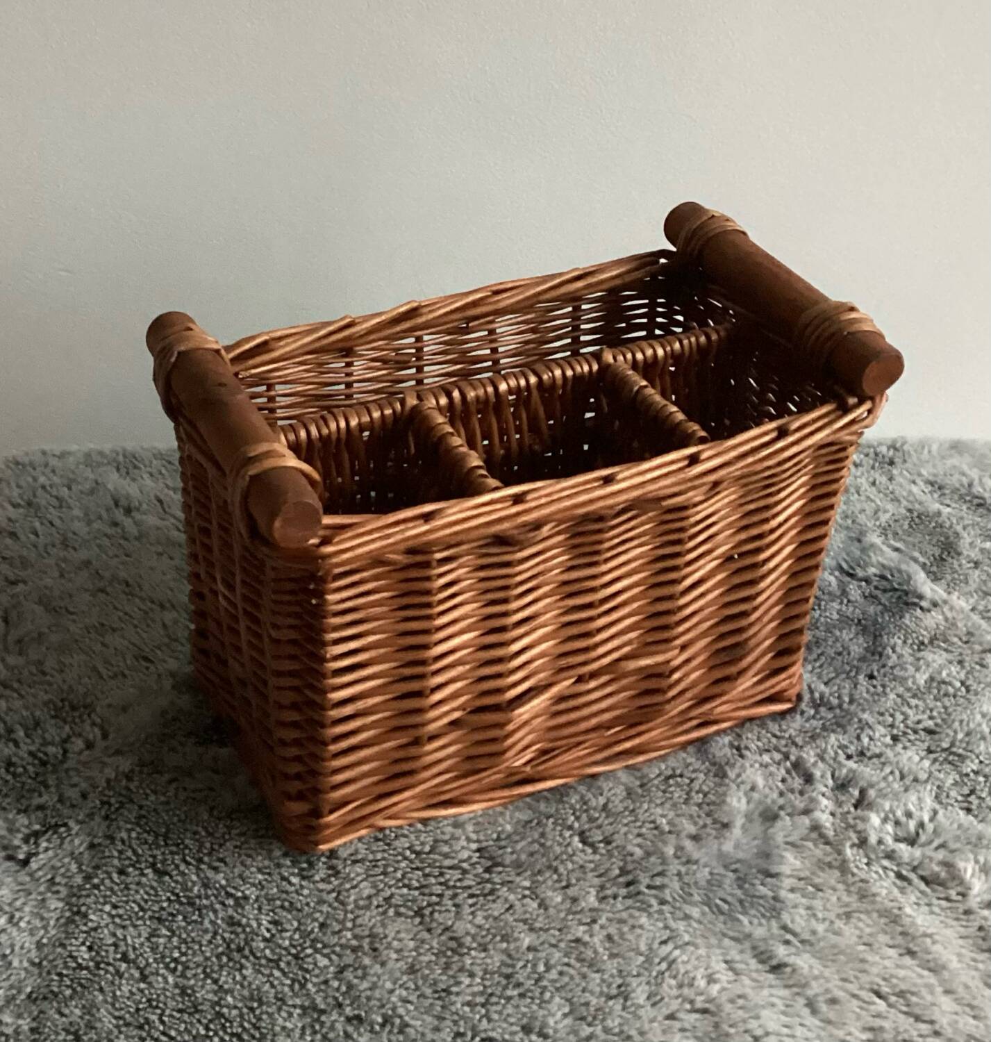 Panière en rotin pour couverts