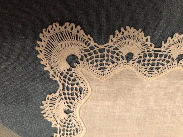 small placemat/handmade percale and lace handmade