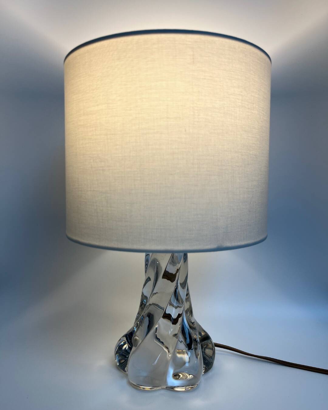 Lampe vintage en verre torsadé – France, années 70