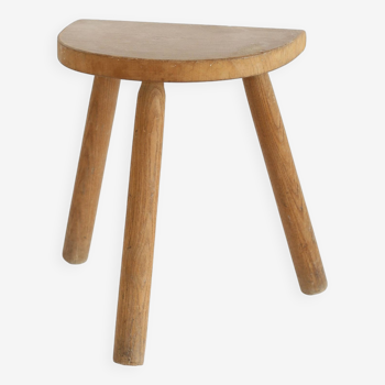 Tabouret tripode en bois clair