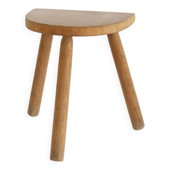 Light wood tripod stool