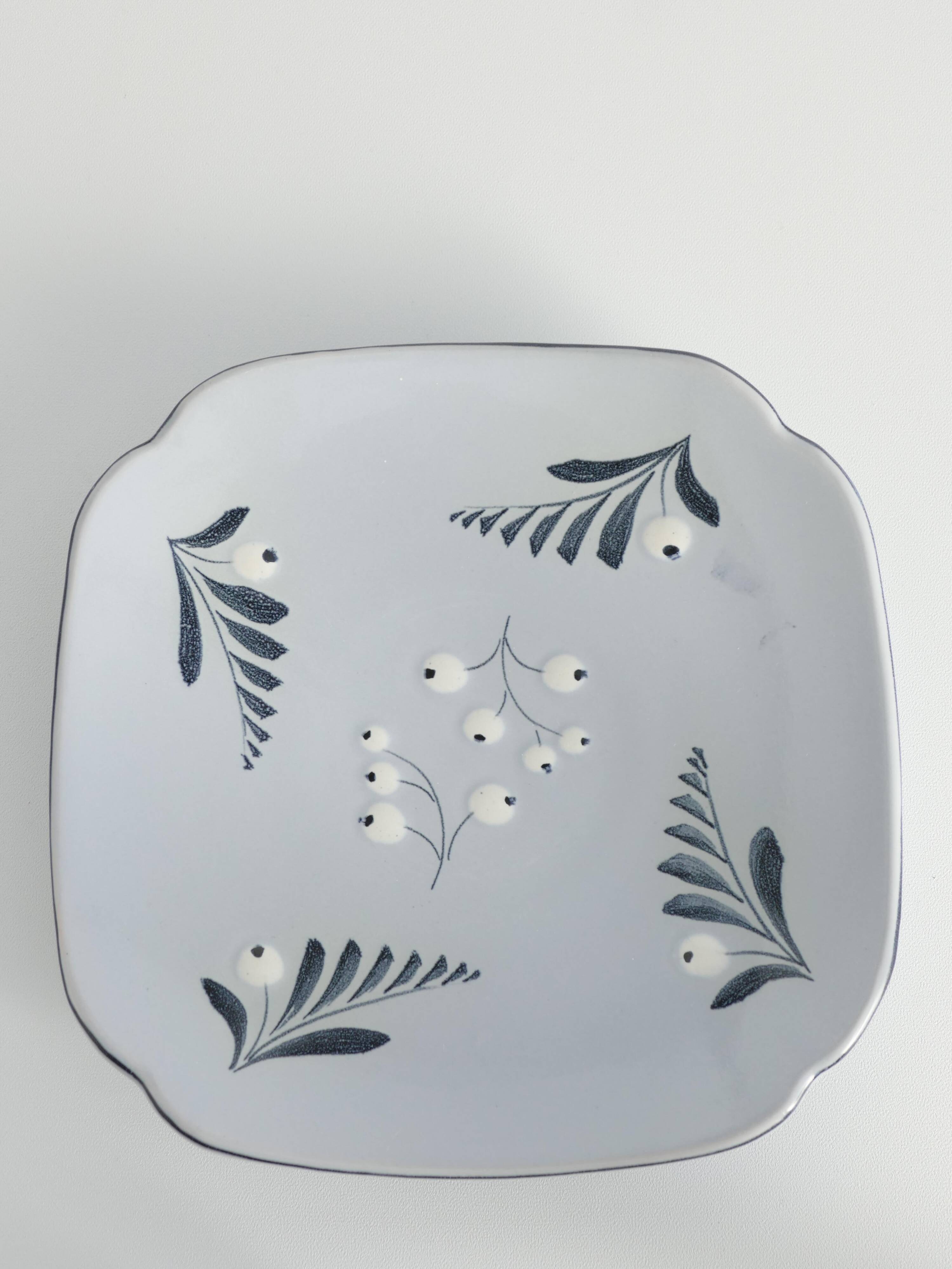 Mid-Century Modern French Blue Plate by Eva Jancke-Björk for Bo Fajans, Sweden