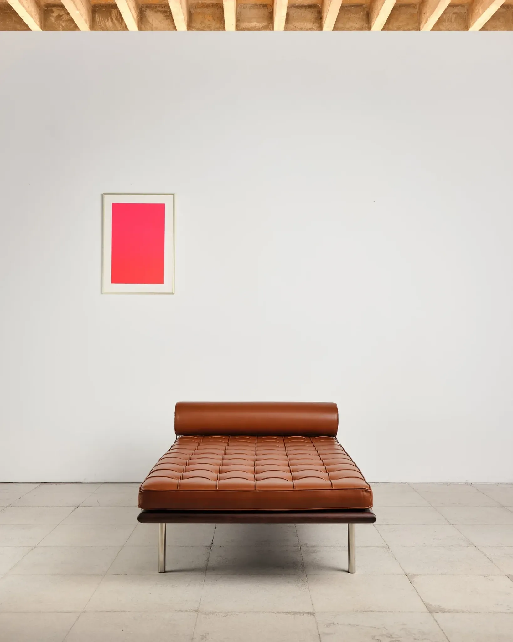 Meridian Barcelona in leather by Mies van der Rohe, Knoll International