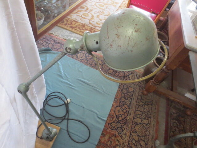 Green industrial jieldé lamp