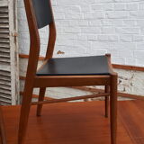 Lot of 6 Scandinavian chairs