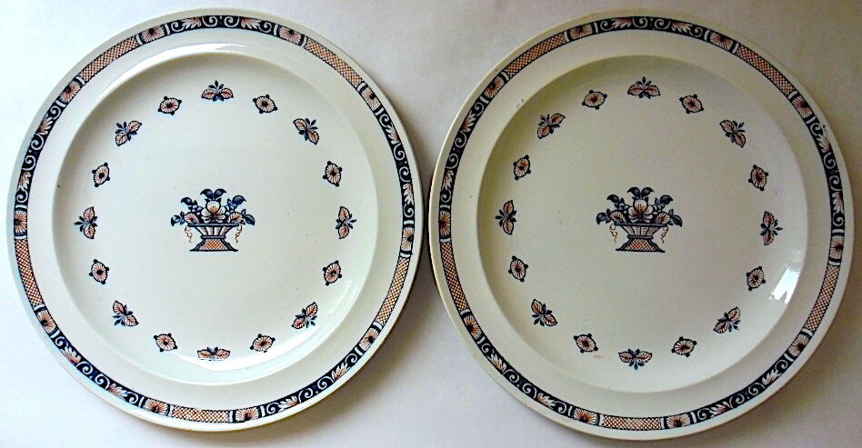 12 earthenware plates in the manufacture of Wedgwood