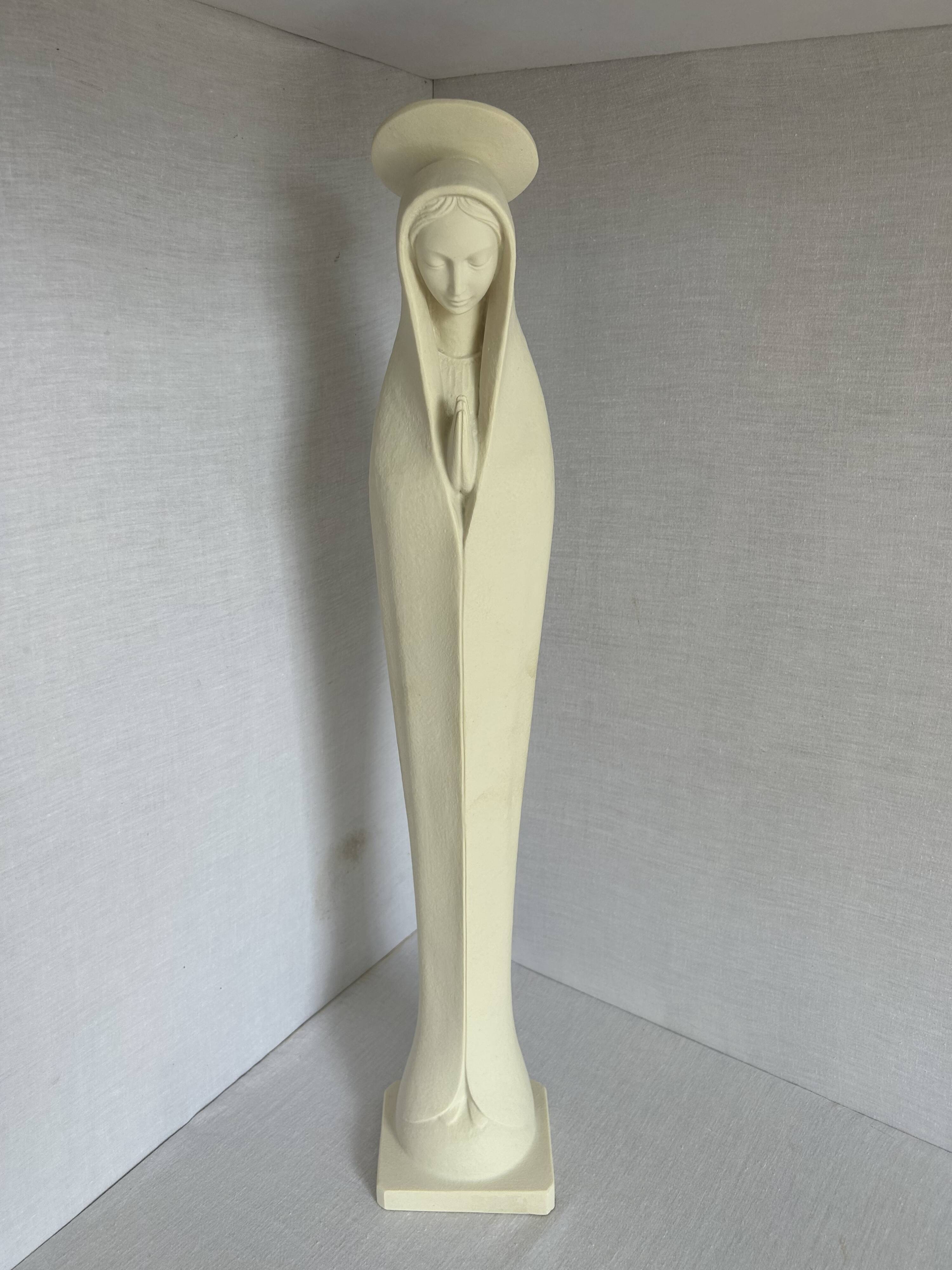 Statue of Saint Mary