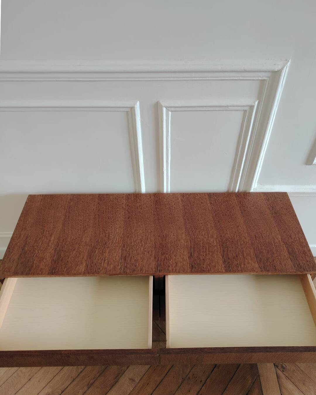 Buffet bas/ Enfilade vintage rénovée, style moderniste, années 60