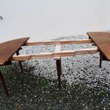Former round oak table
