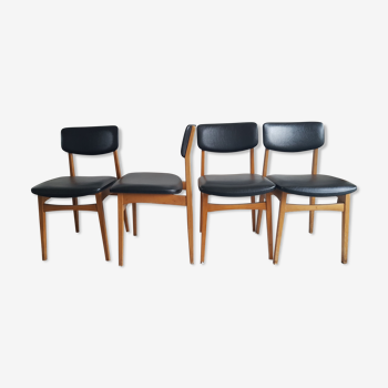 Suite de 4 chaises scandinaves des années 60