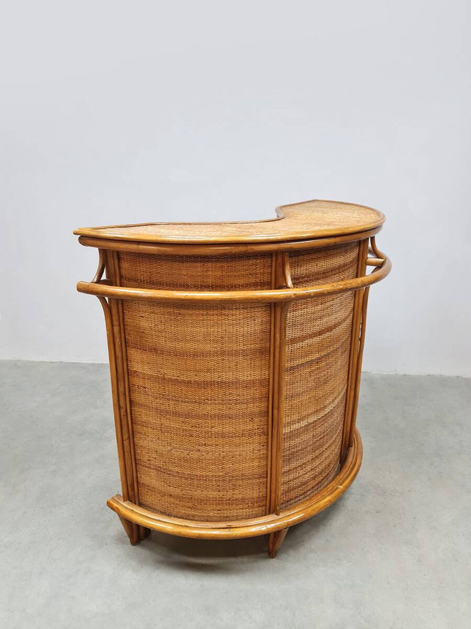 Vintage rattan bamboo Tiki bar cocktail bar 1970