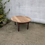 Folding oval coffee table