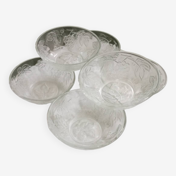 Molded glass fruit bowls