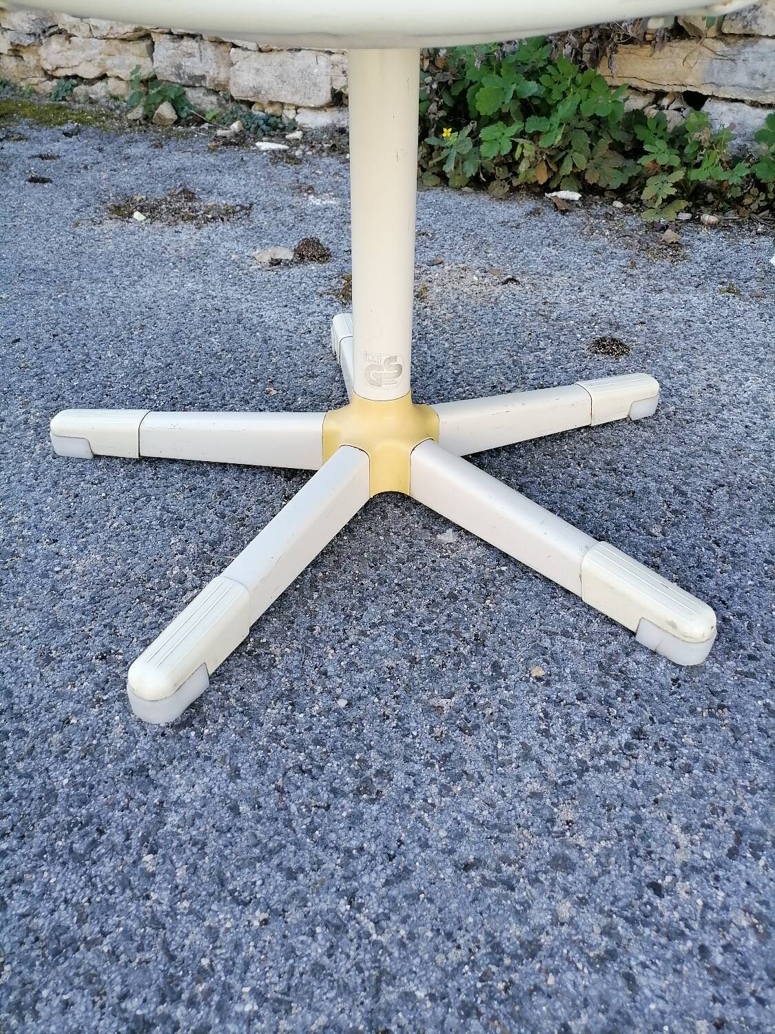 Vintage barber chair suite