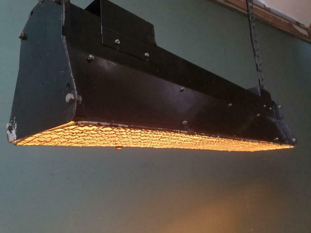 Lampe de théâtre industrielle noire ADB