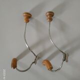 Duo of double hooks