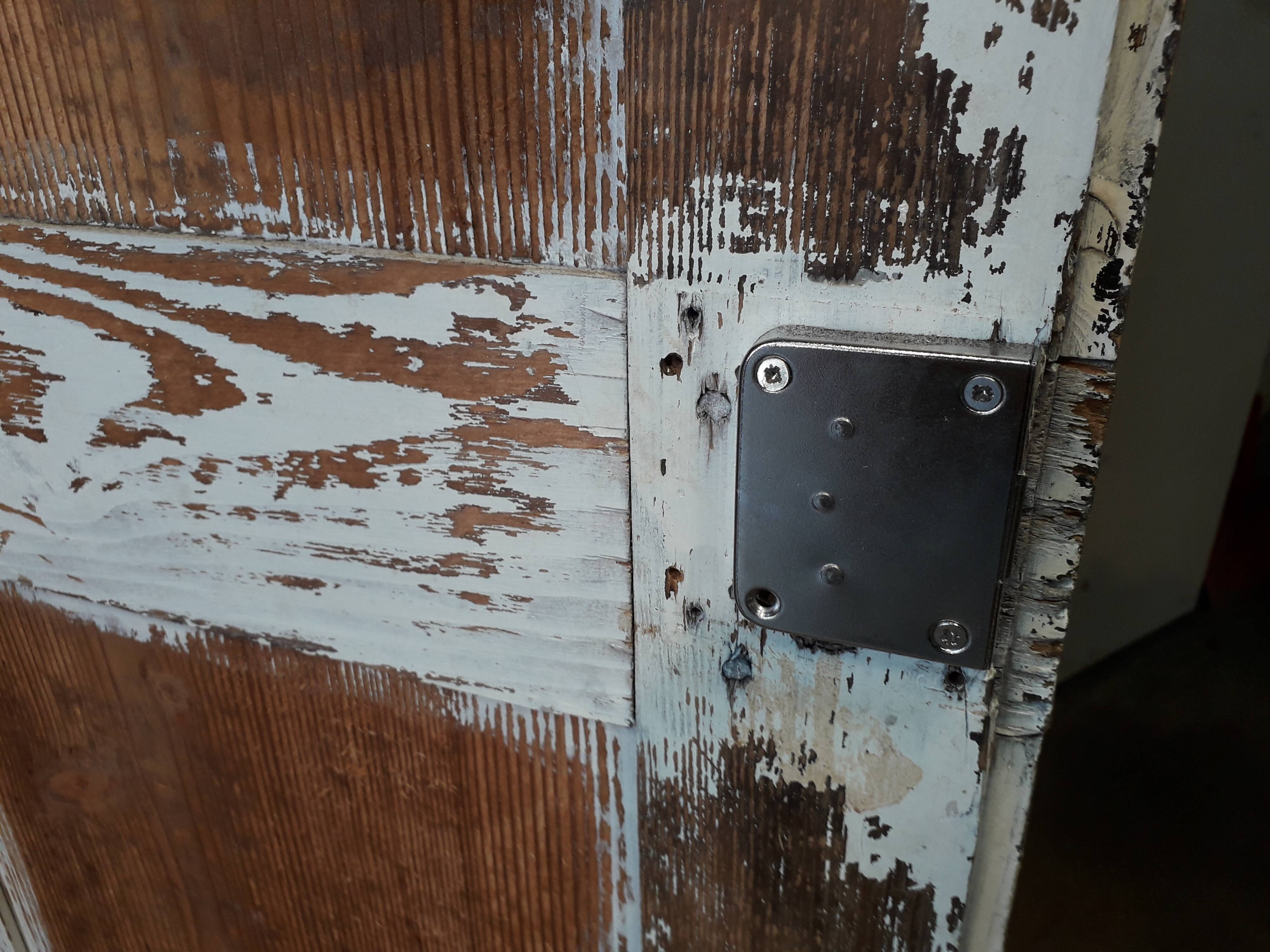Rustic parisian wardrobe in fir