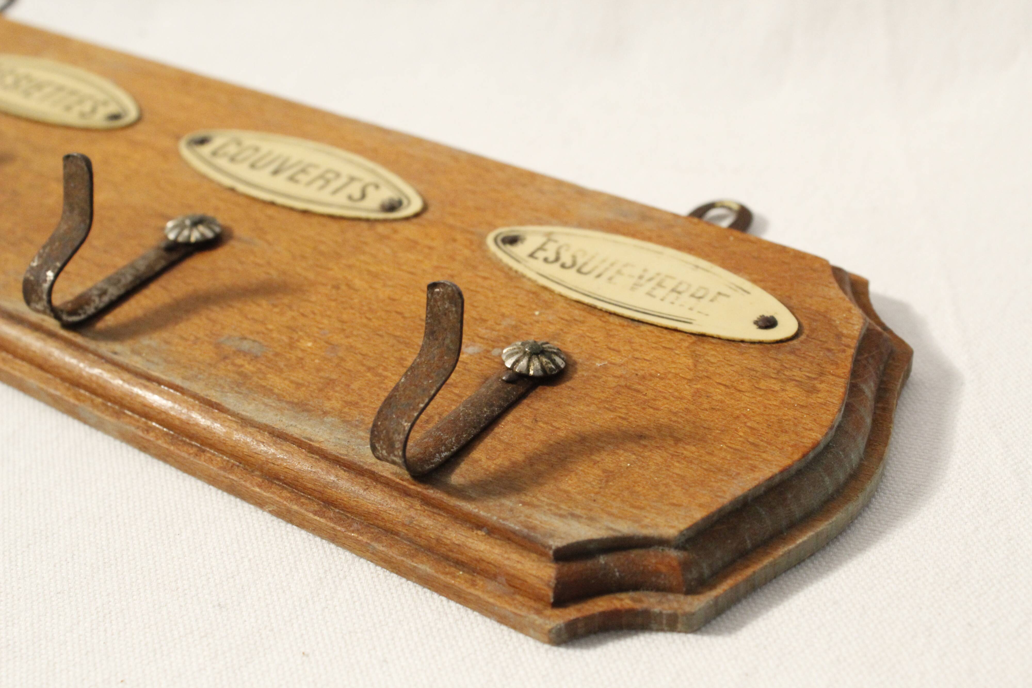 Vintage antique wooden tea towel holder 4 hooks