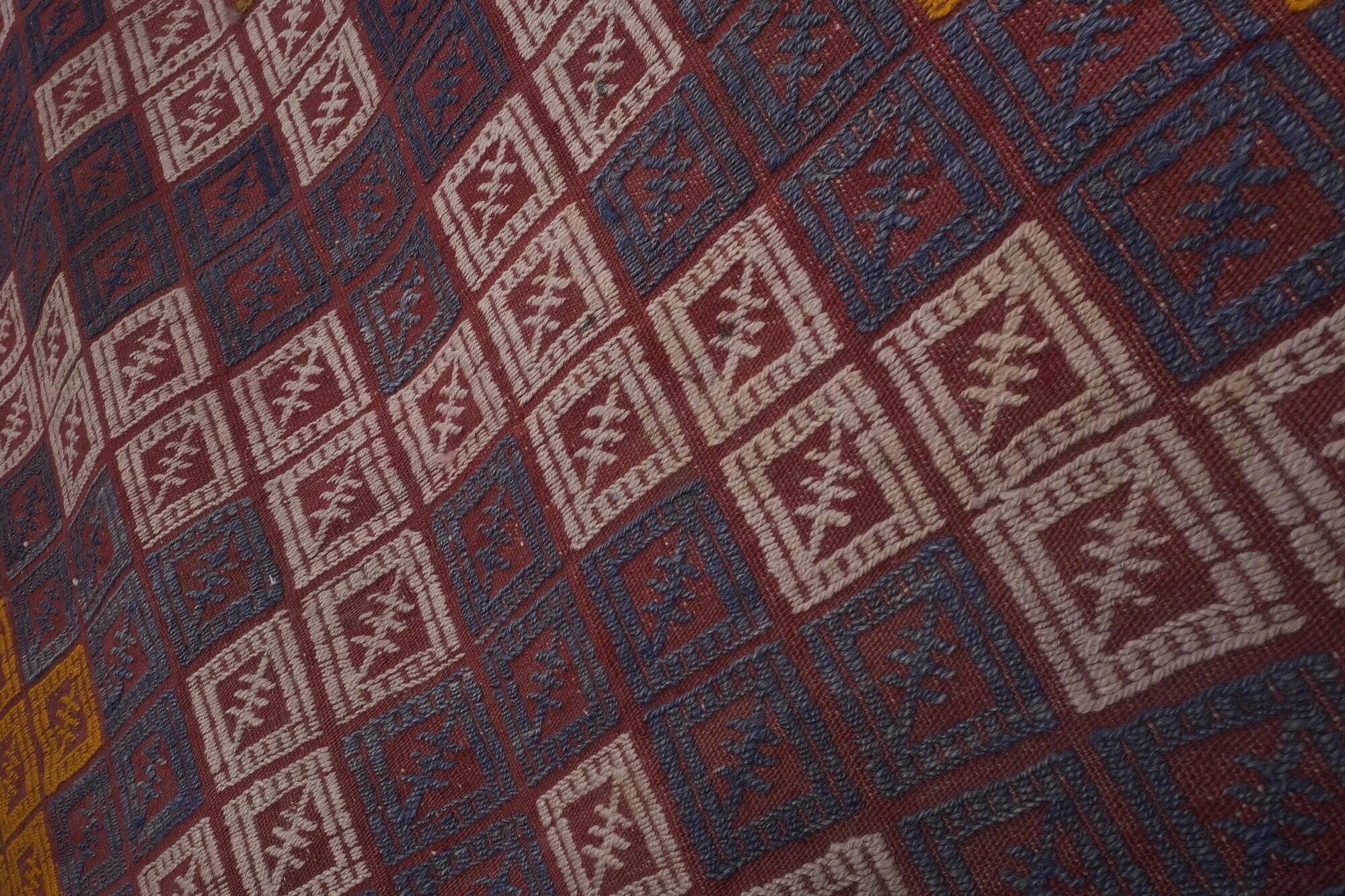 Vintage Turkish kilim handwoven 136x204 cm