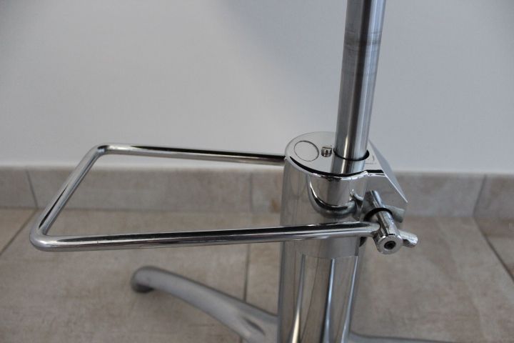 Hairdresser's chair/ vintage office chair