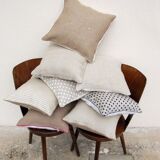 Cushion in linen white polka dots 40 x 40 cm