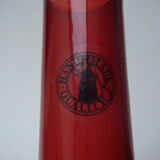 Vases red