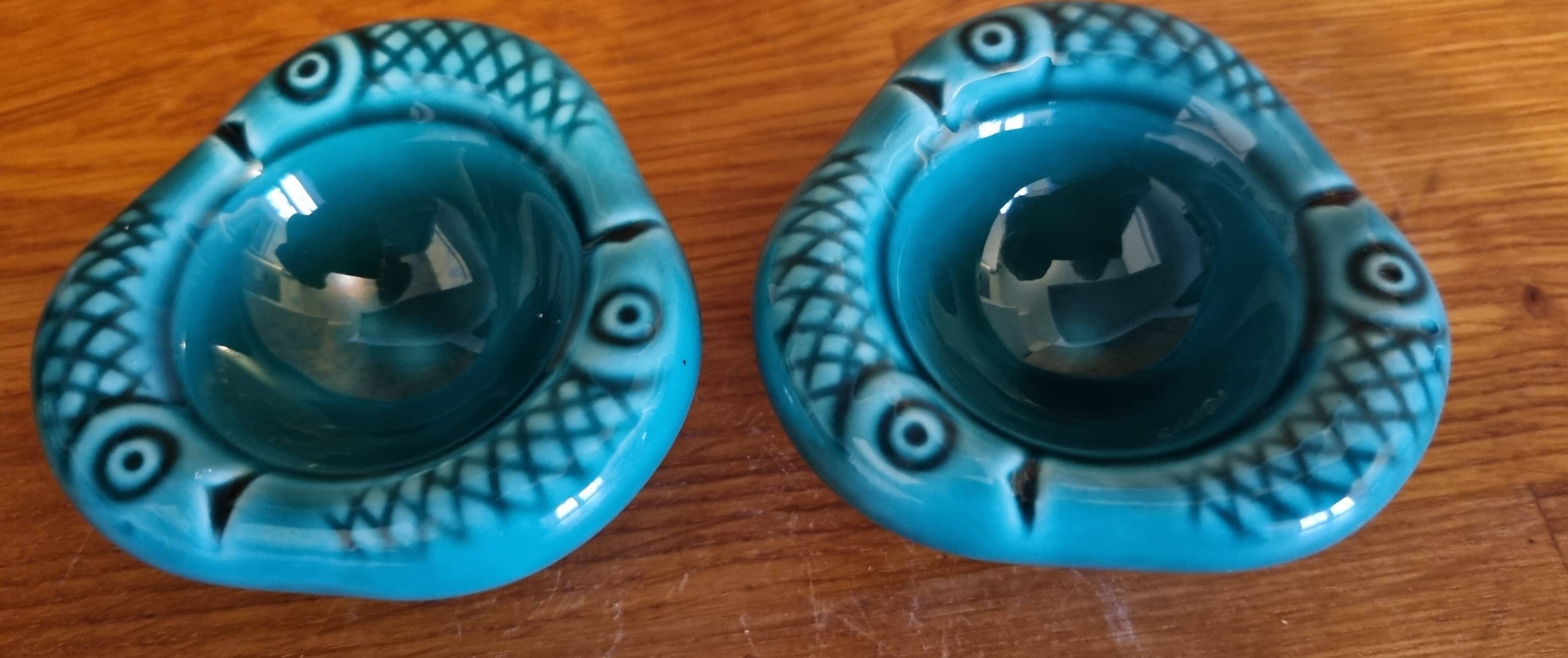 Set of 2 vintage green ceramic egg cups