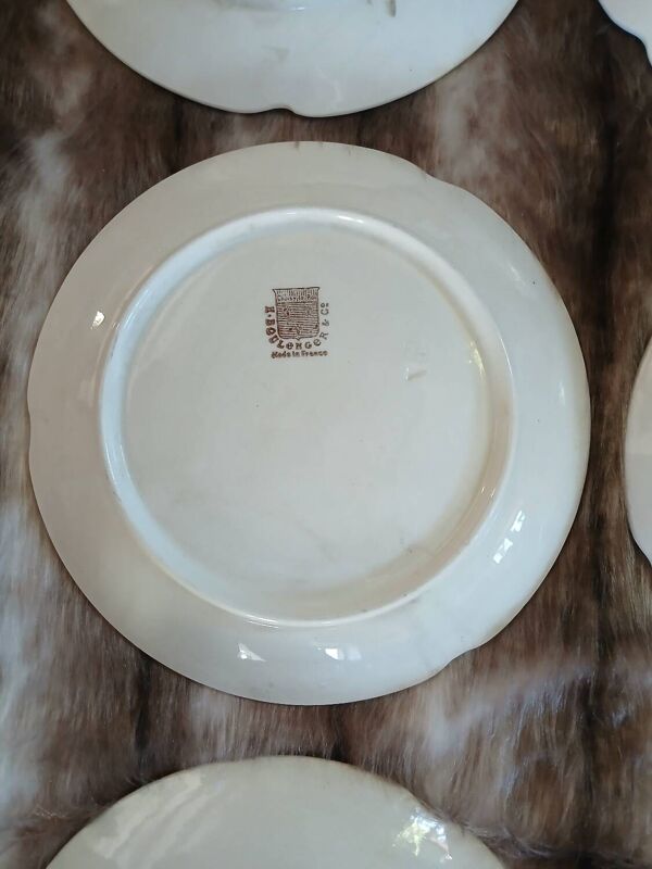 8 assiettes à dessert anciennes Choisy le Roi