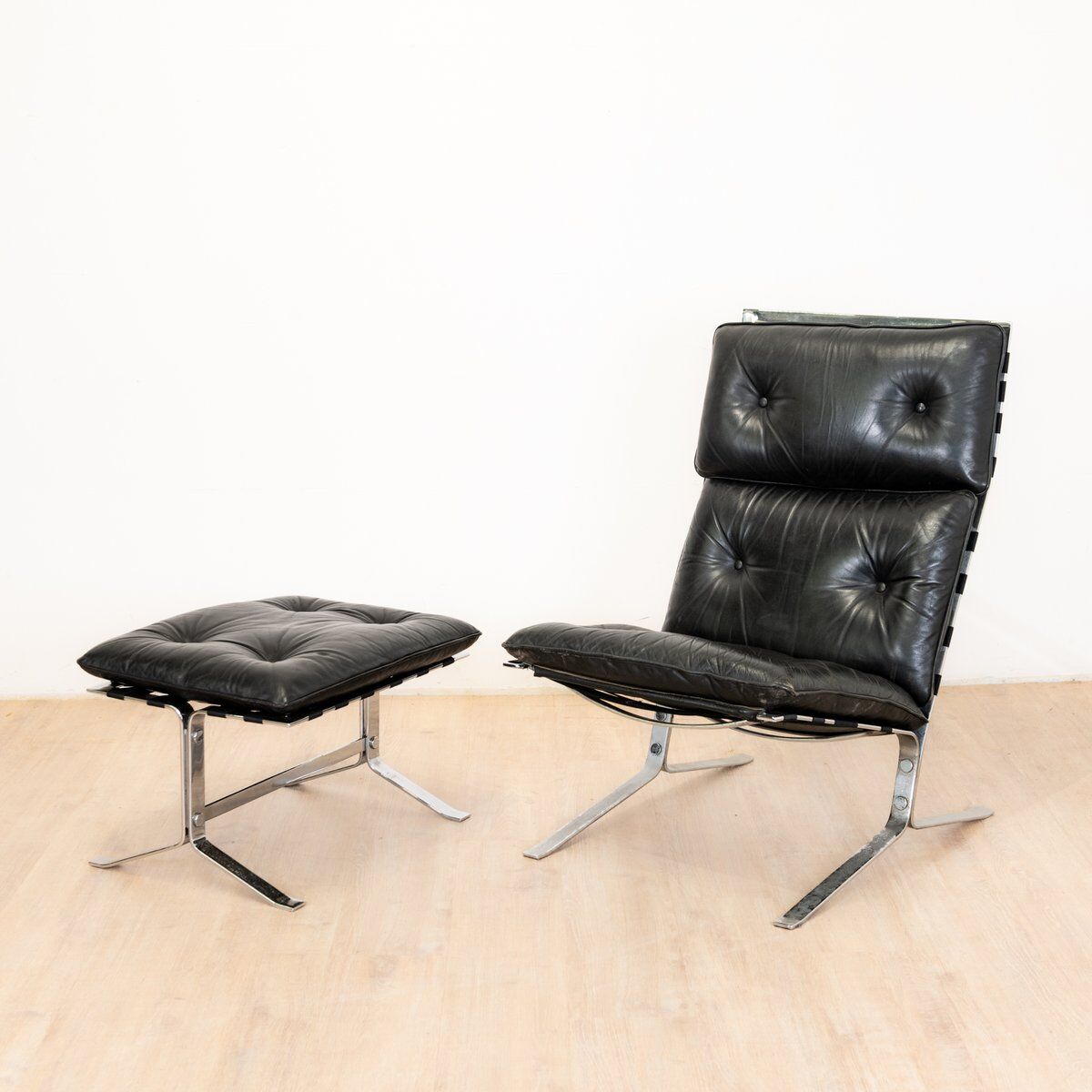 High armchair and ottoman Joker by Olivier Mourgue for Airborn, 1964