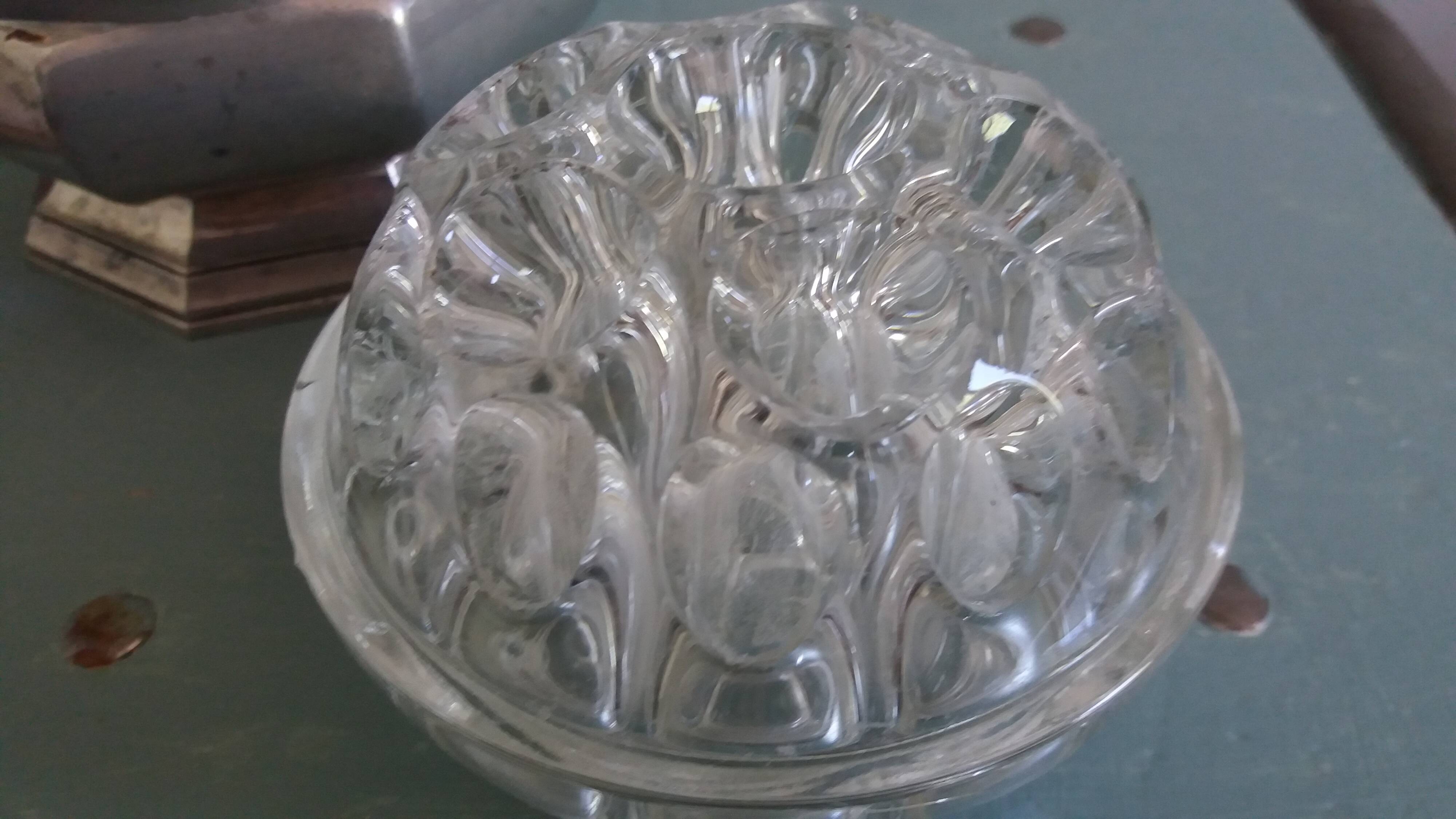 Flower vase in glass VMC Reims and pewter bowl from Manoir Paris