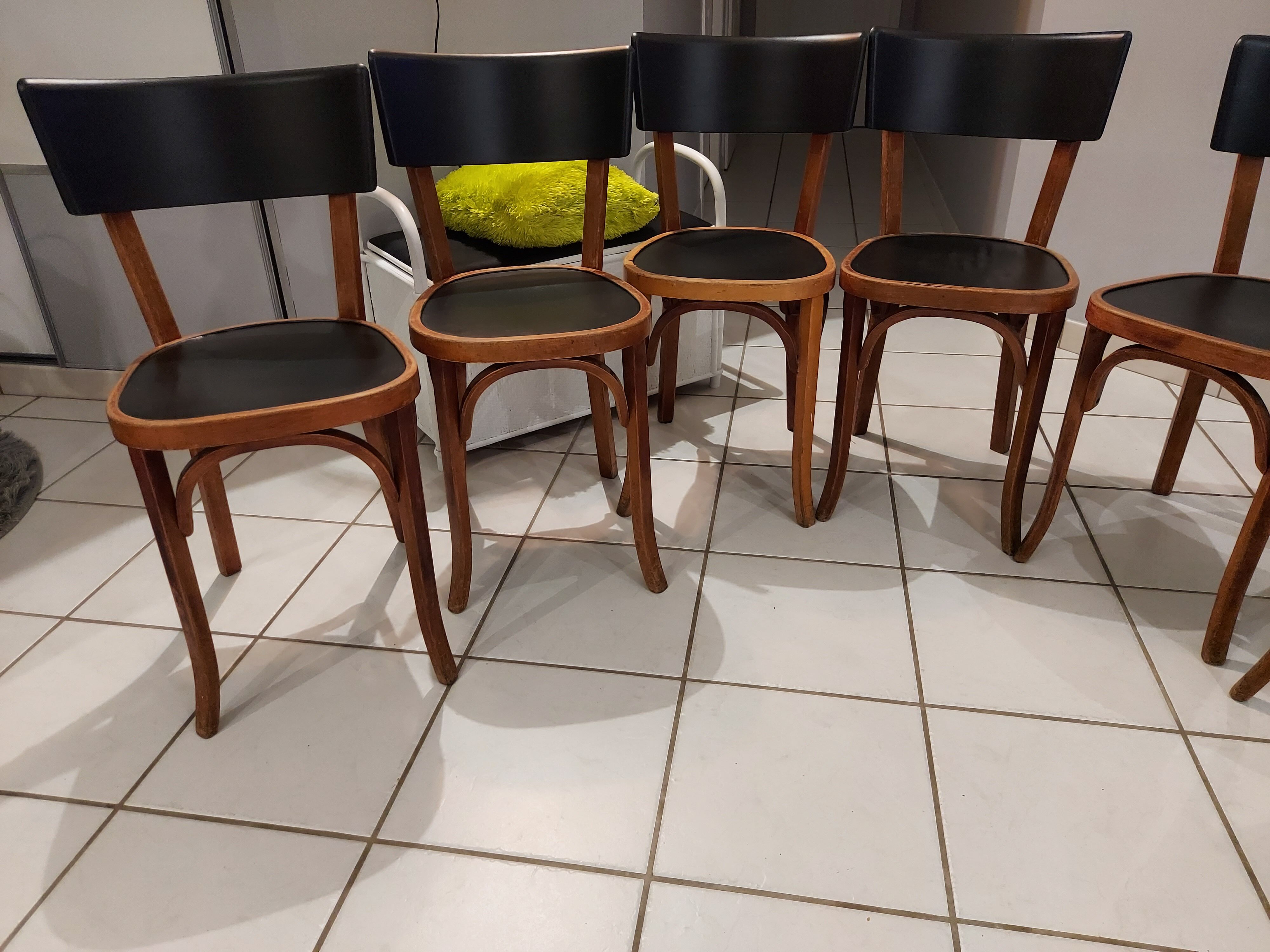 Suite de 6 chaises de bistrot Baumann années 1950