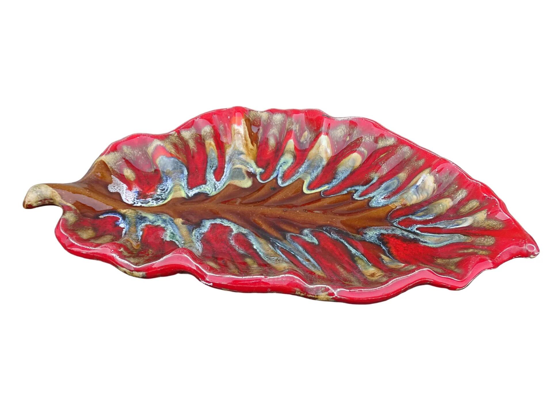 Plat vintage français en céramique Vallauris à motif de feuilles