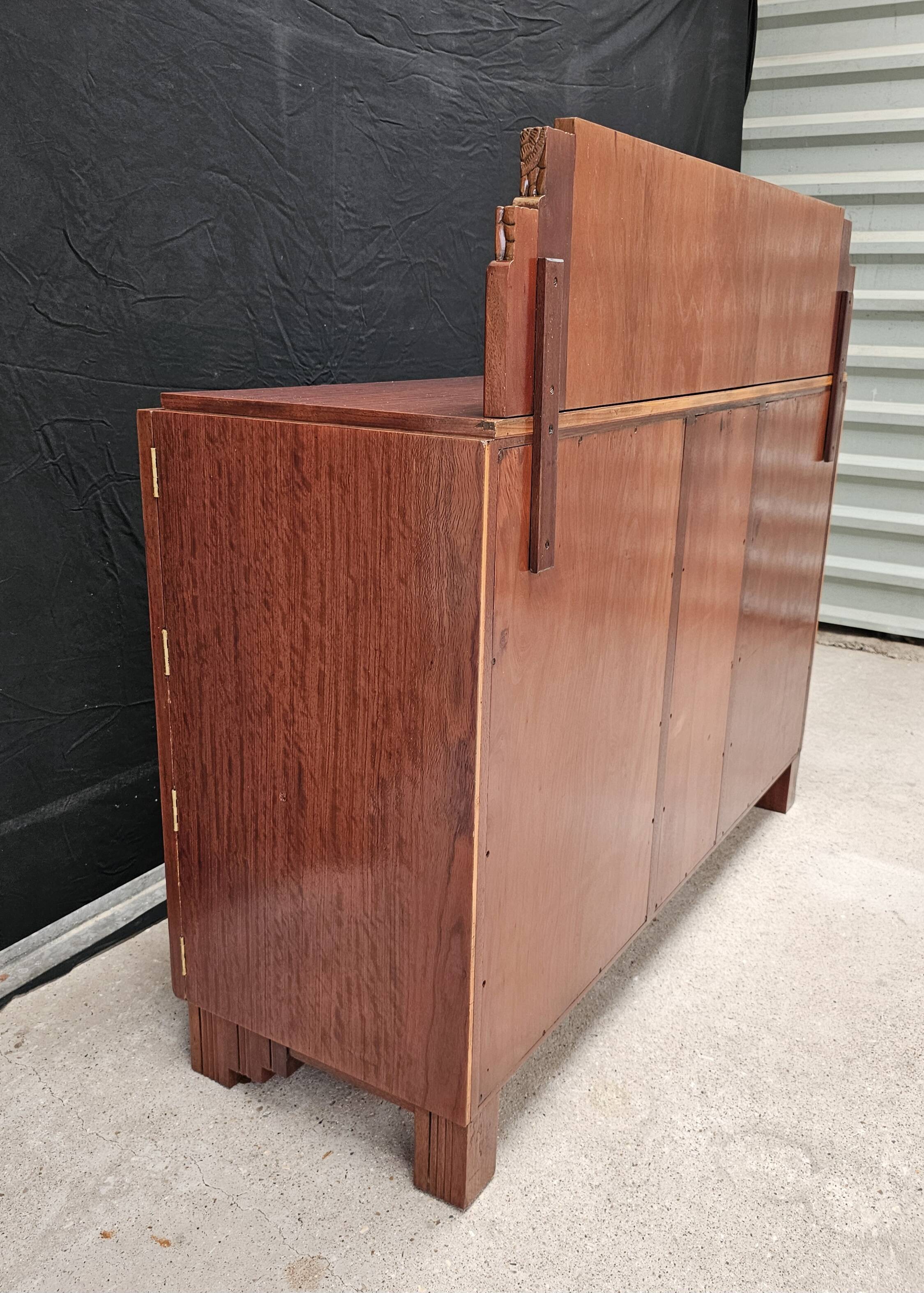 Art Deco buffet by Saddier & Fils in solid rosewood and veneer.