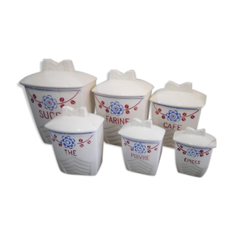 Spice pots