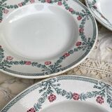 Moulin des Loups soup plates with garlands