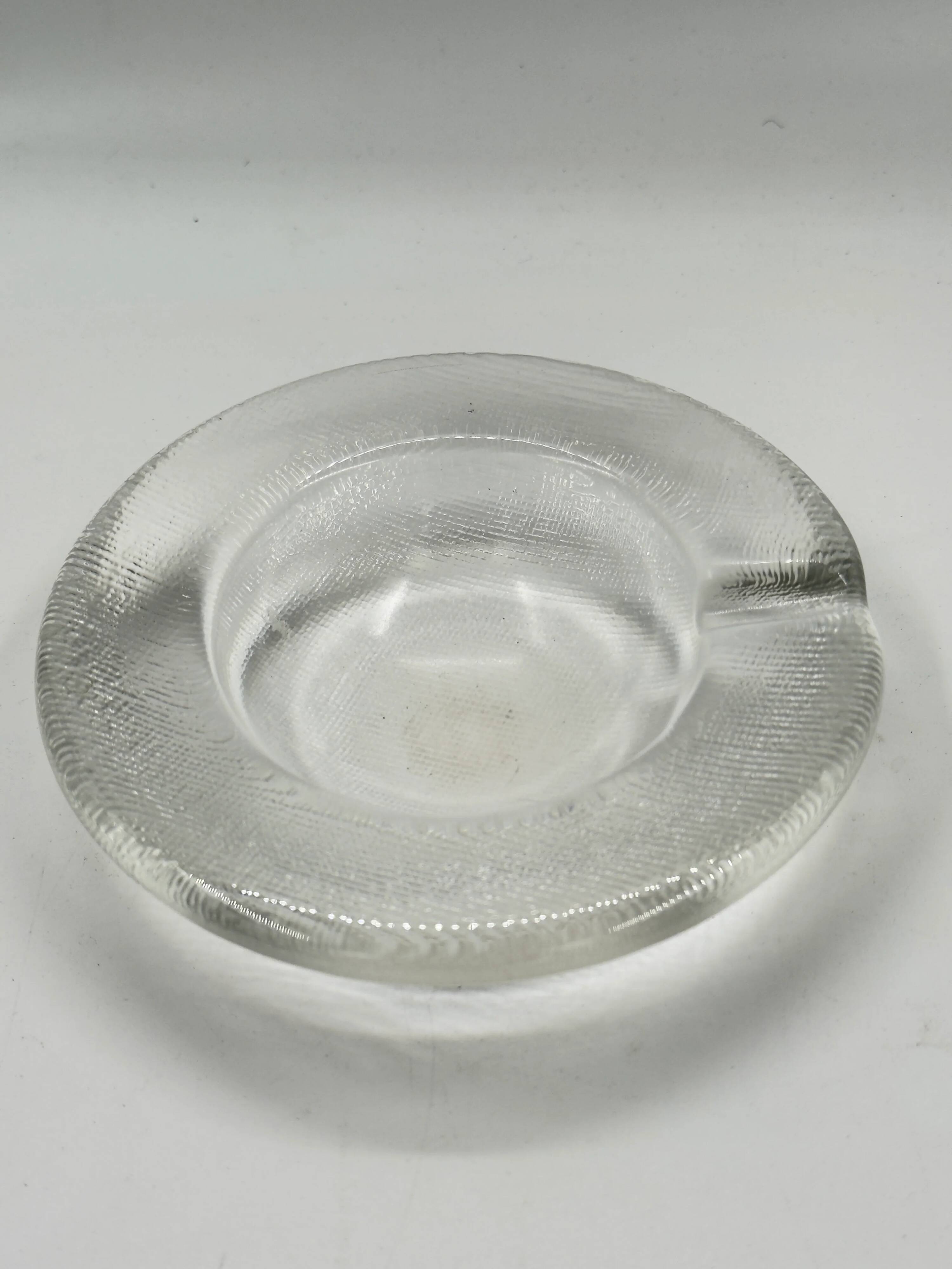 Cendrier vintage en verre texturé effet lin, large bord
