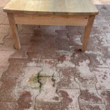 Wooden coffee table with drawer