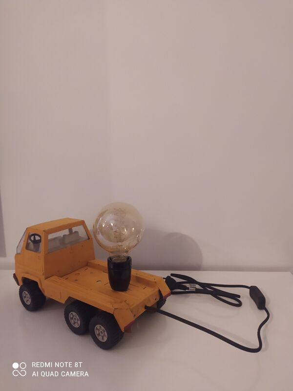 Lampe jouet camion Sanson vintage en métal