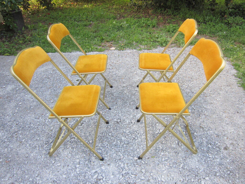 Série de 4 chaises pliantes métal doré et tissus