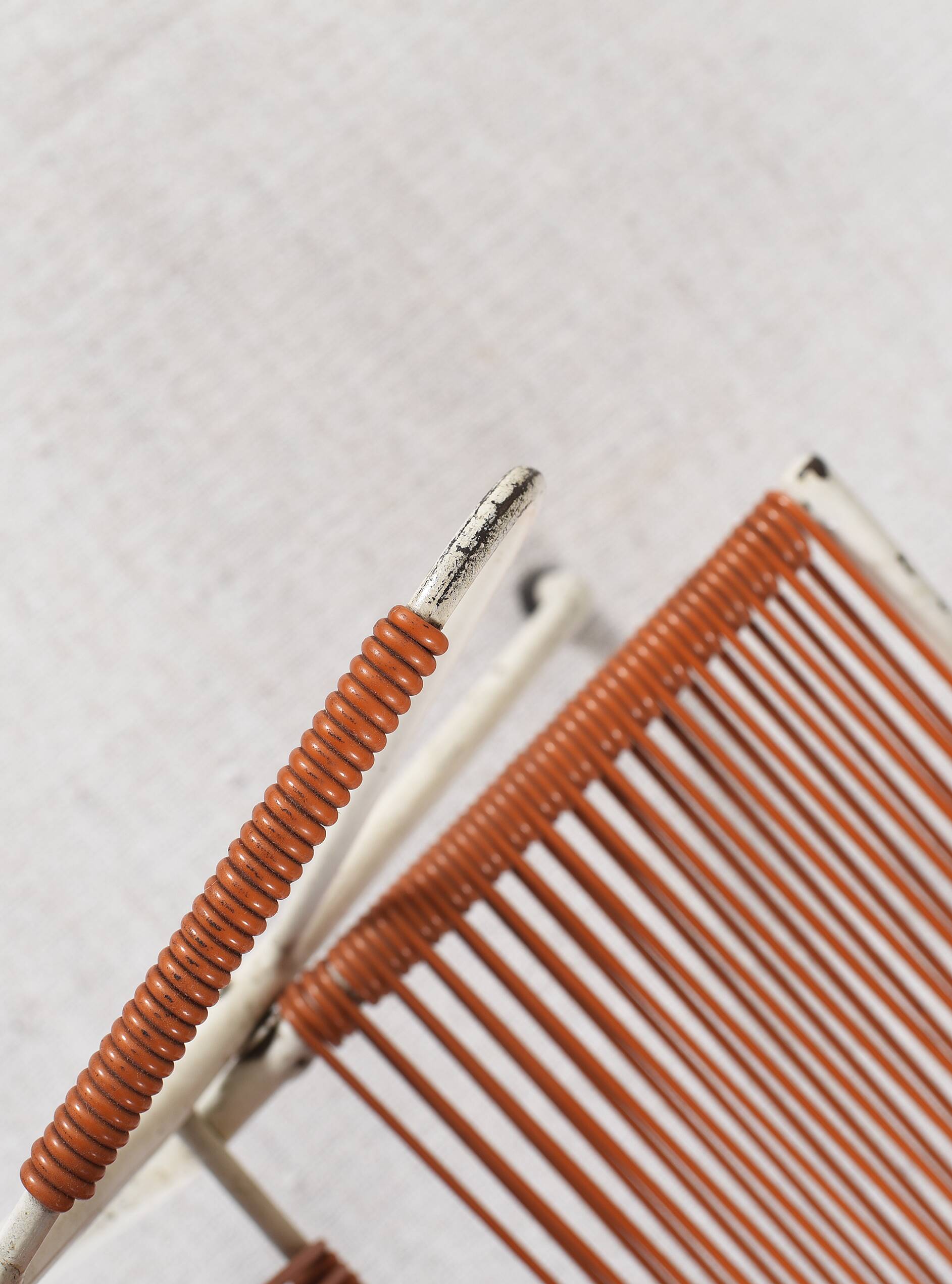 Folding Scoubidou armchair for children