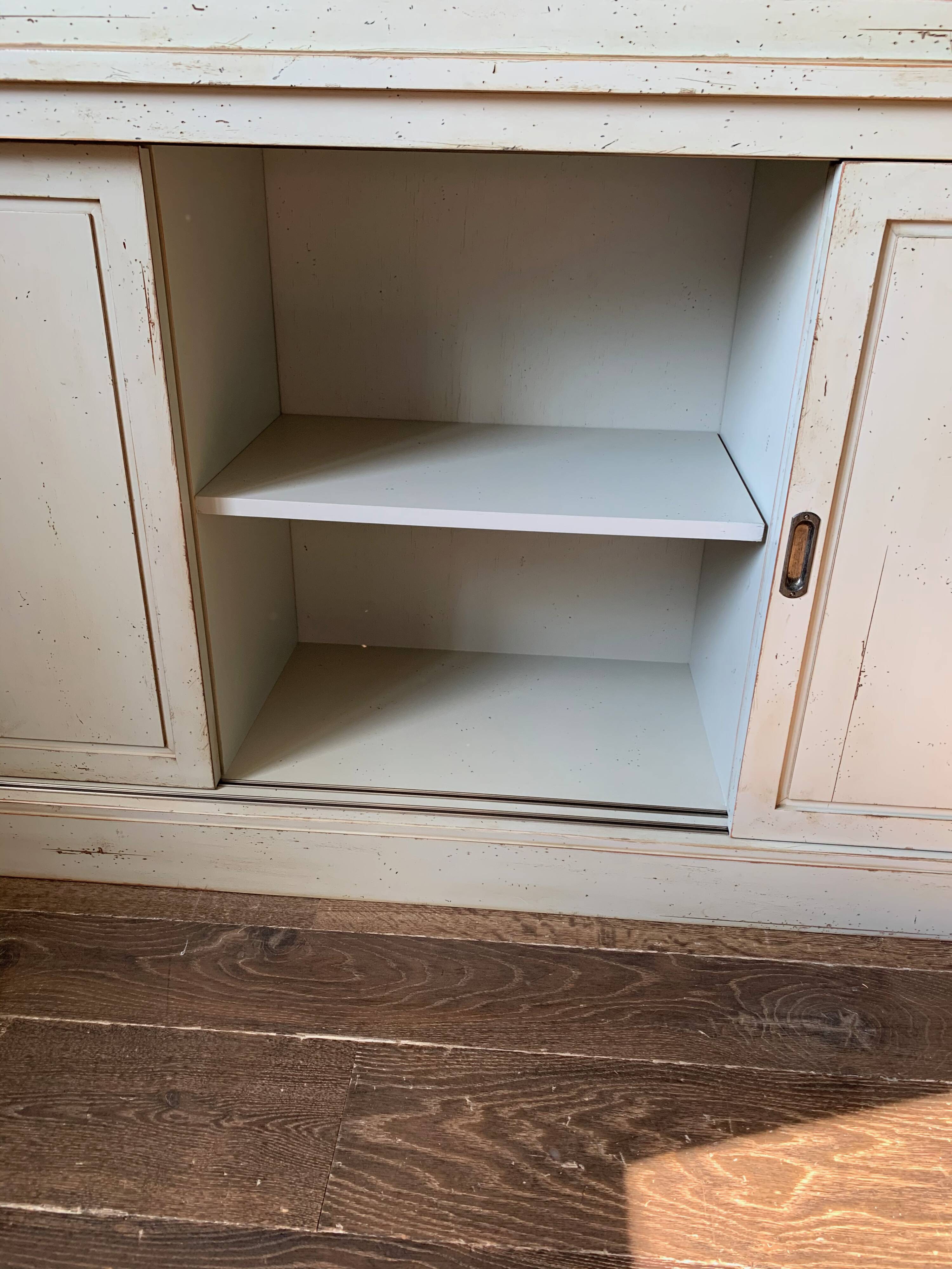 Bibliothèque modèle syntaxe roche-bobois