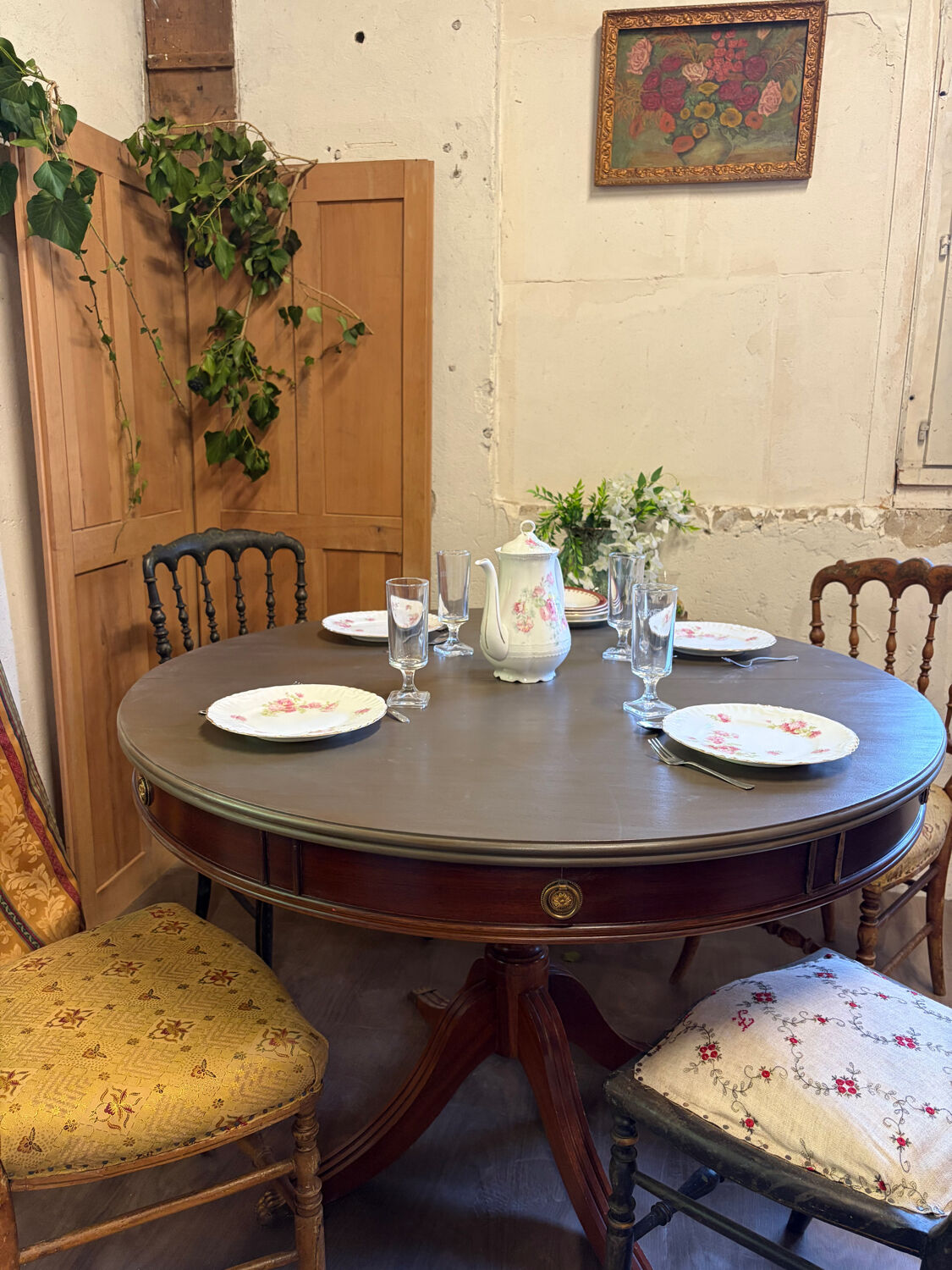 Table ronde style anglais