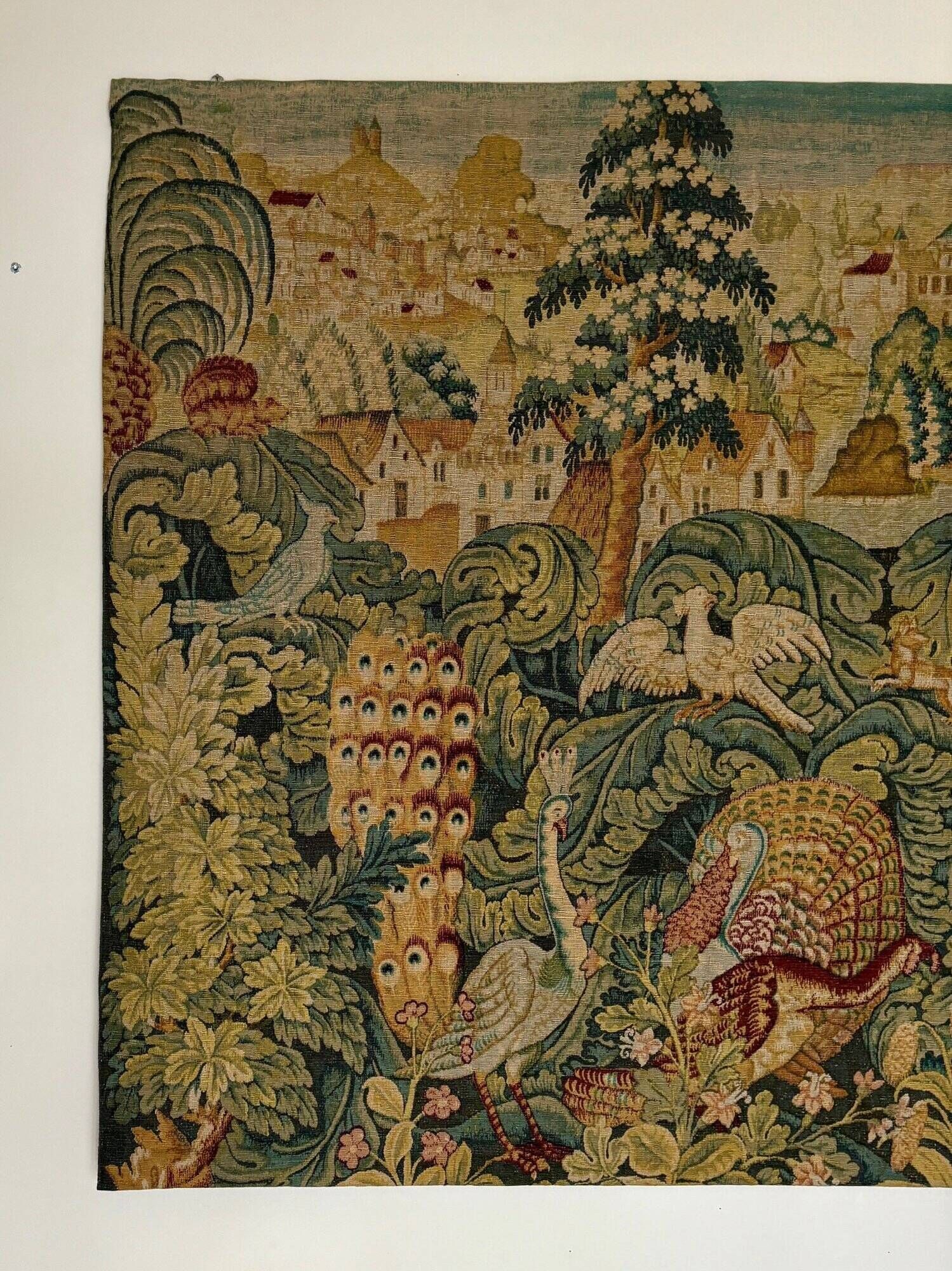 Aubusson tapestry from the Robert Four factory in wool and linen after "The Bestiary"