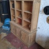 Dresser/bookcase